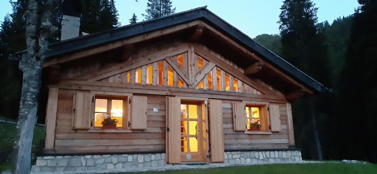Chalet Brenta Dolomites مادونا دي كامبيليو المظهر الخارجي الصورة