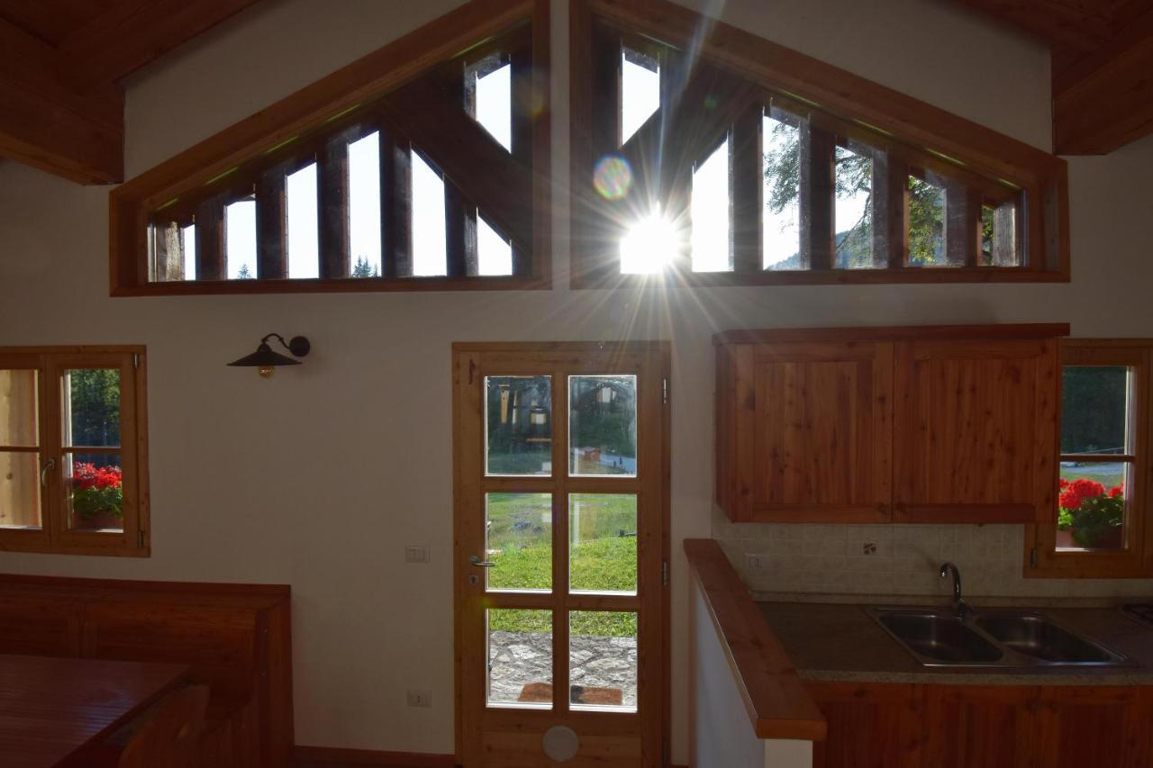 Chalet Brenta Dolomites مادونا دي كامبيليو المظهر الخارجي الصورة